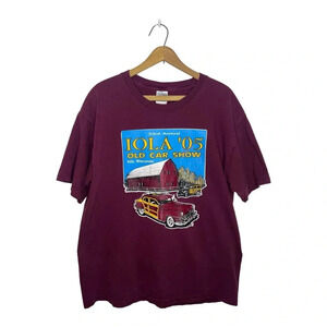 2005 Vintage Iola Classic Car Show Wisconsin Graphic Souvenir T Shirt